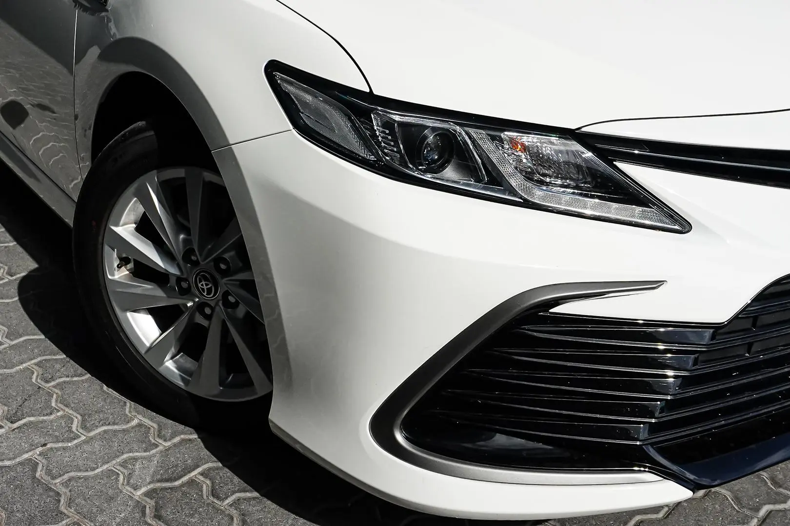 2024 Toyota Camry Gallery Image 11