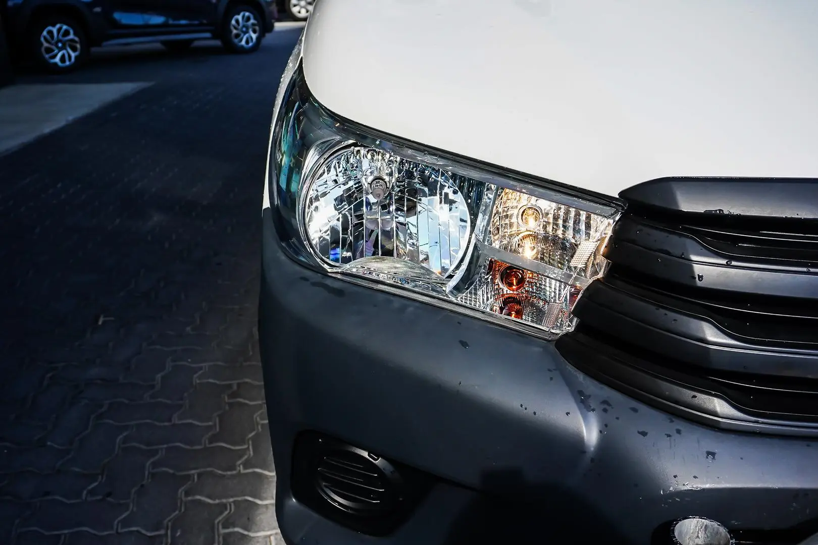 2021 Toyota Hilux Gallery Image 10