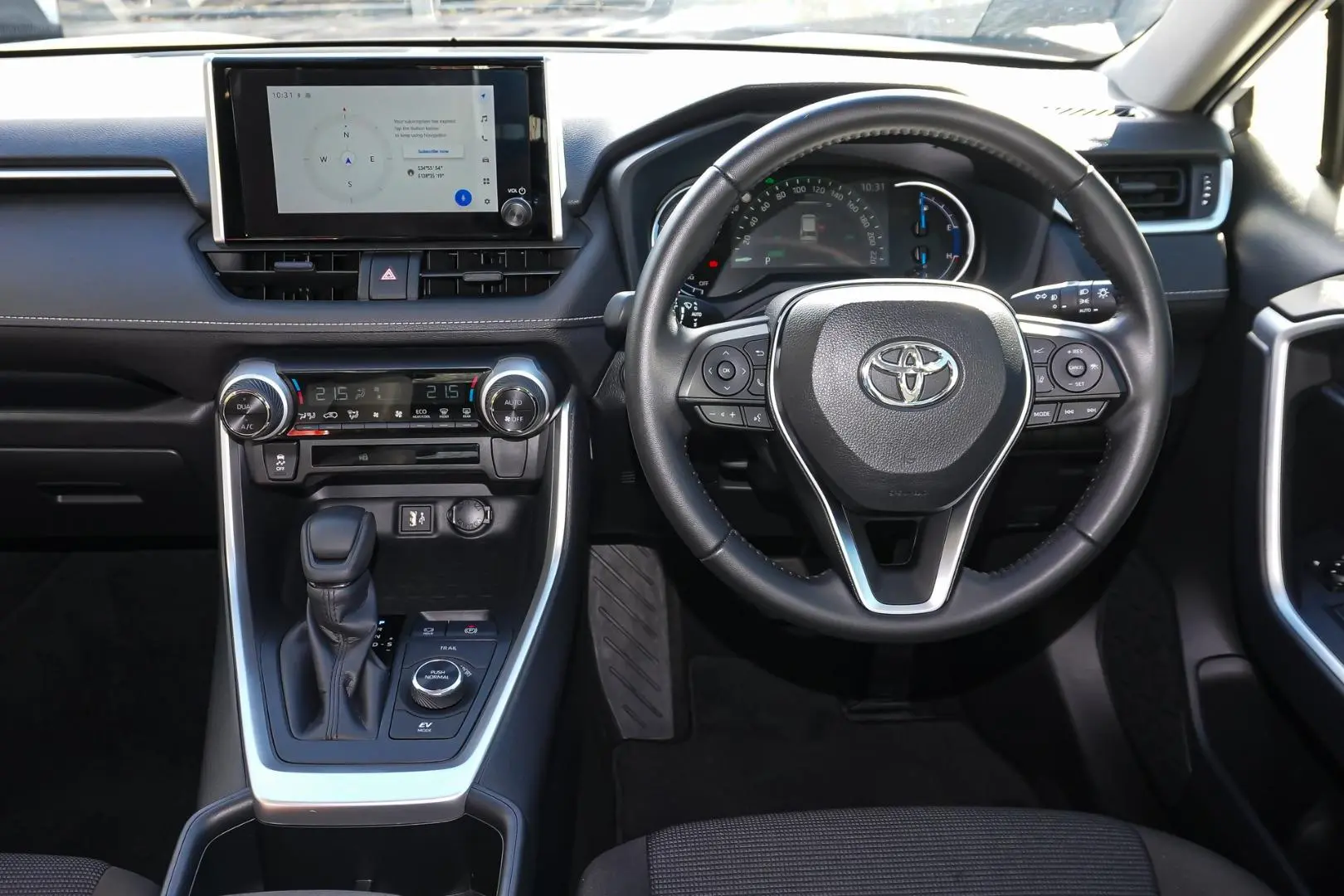 2025 Toyota RAV4 Gallery Image 8