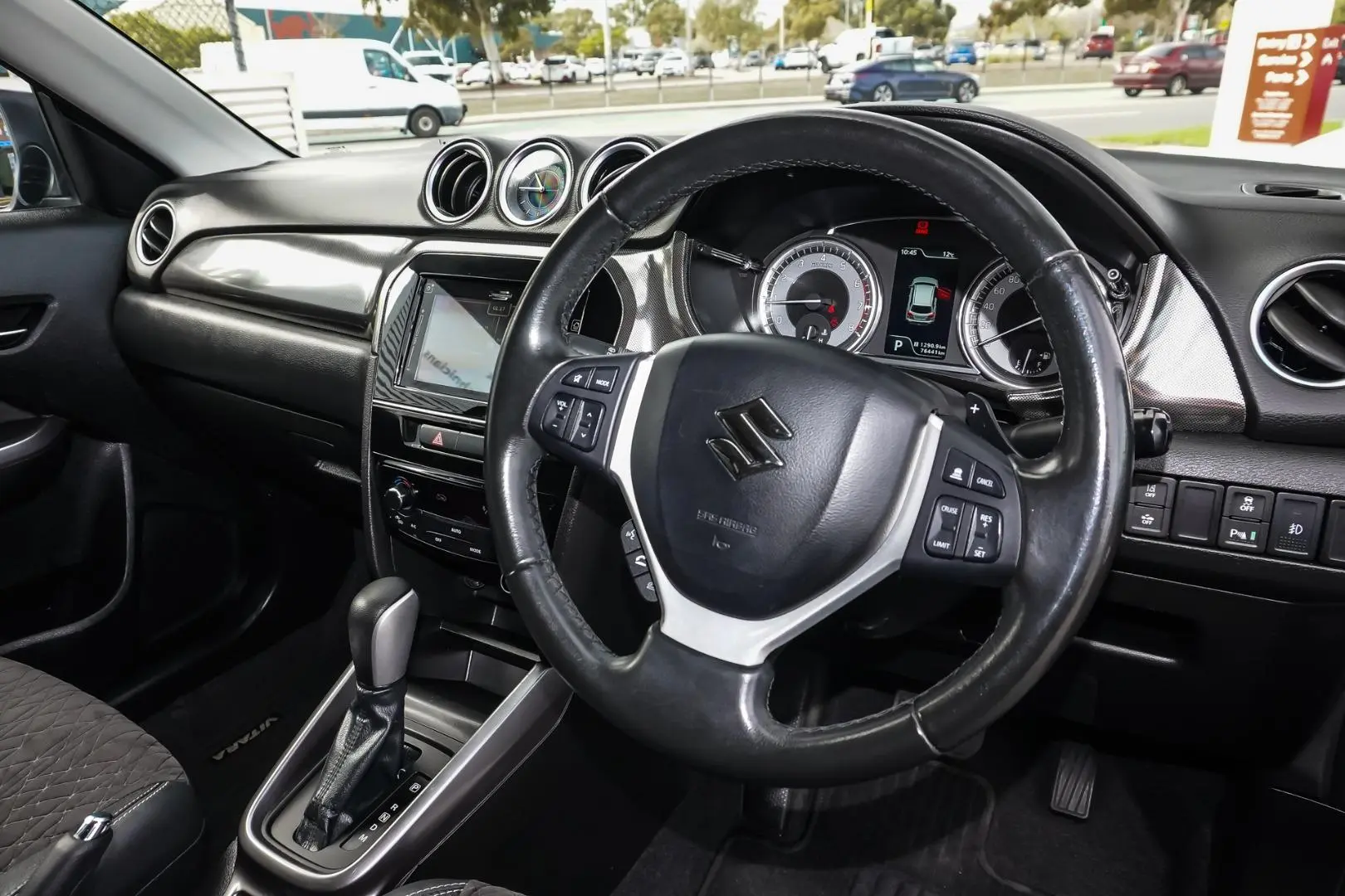 2021 Suzuki Vitara Gallery Image 7