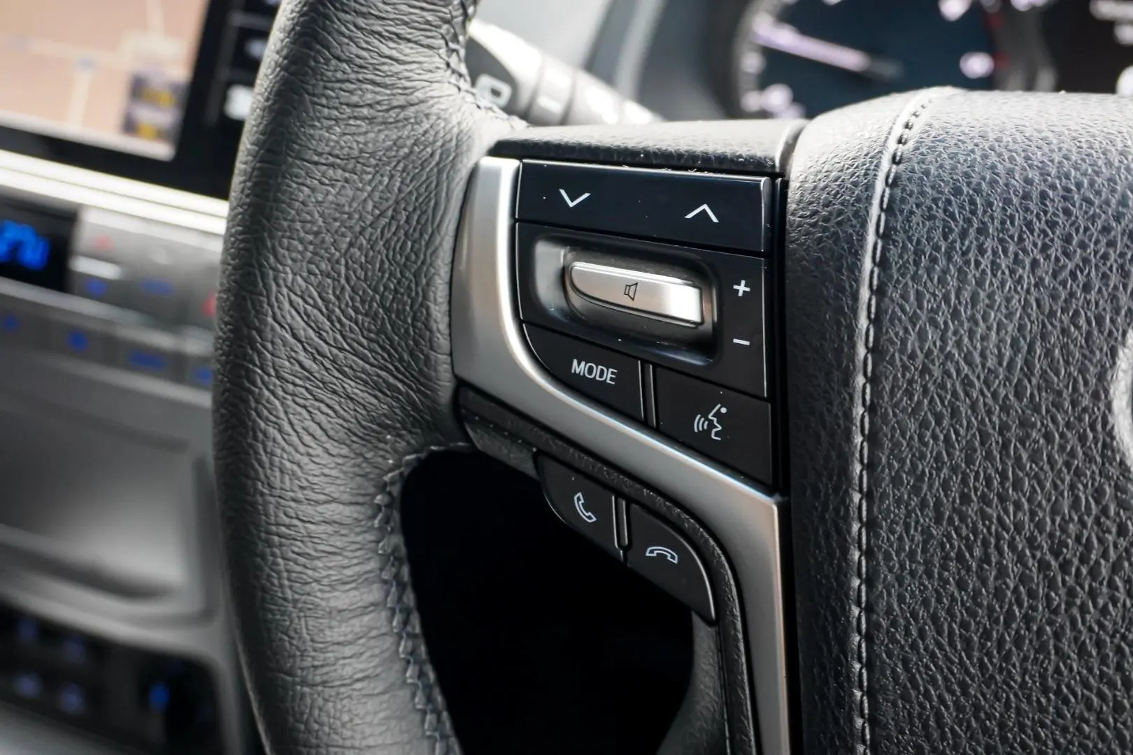 2019 Toyota Landcruiser Prado Gallery Image 19