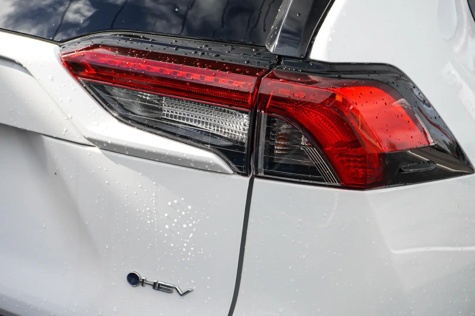 2025 Toyota RAV4 Gallery Image 14