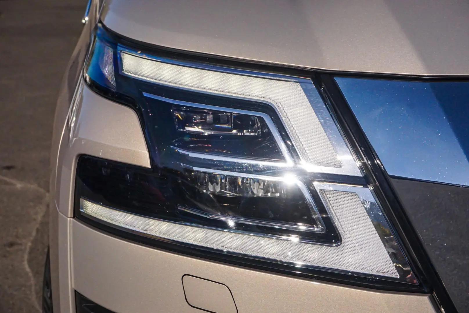 2023 Nissan Patrol Gallery Image 12