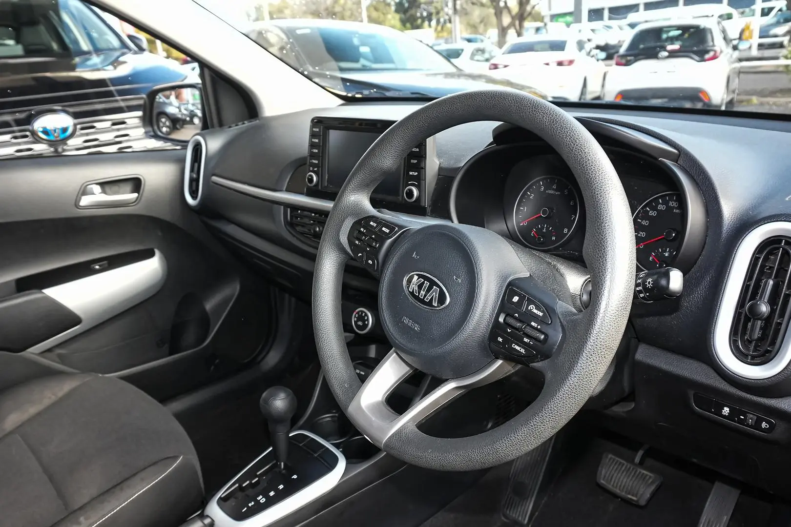 2017 Kia Picanto Gallery Image 7