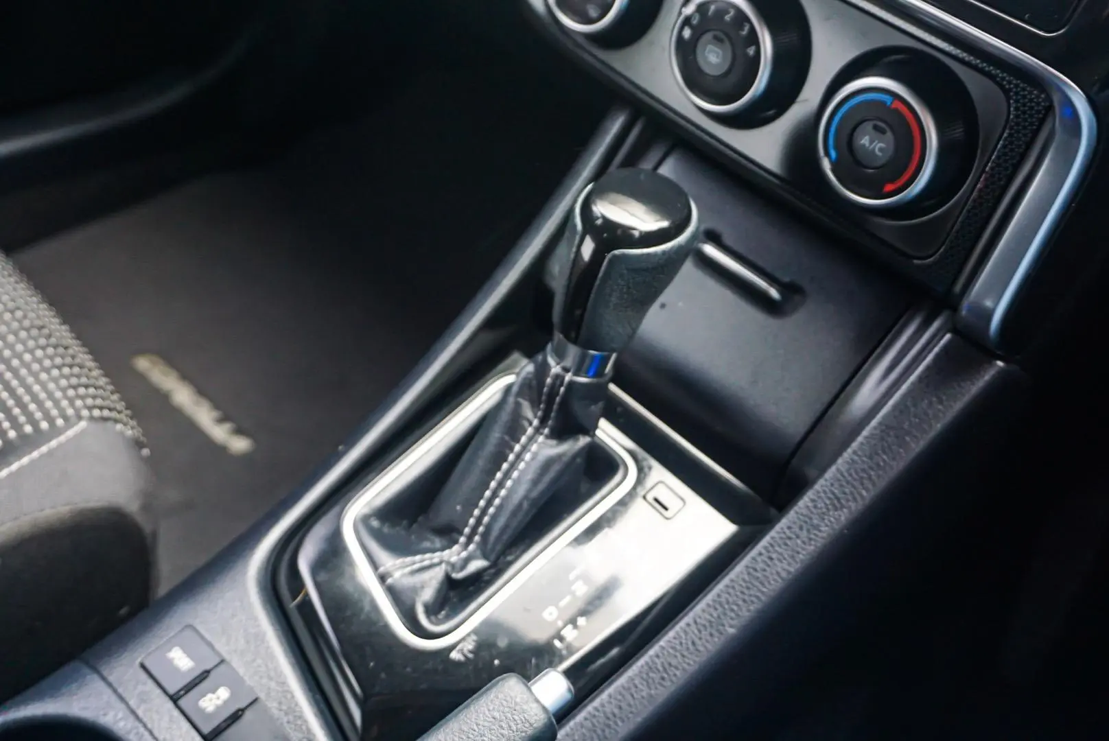 2018 Toyota Corolla Gallery Image 16