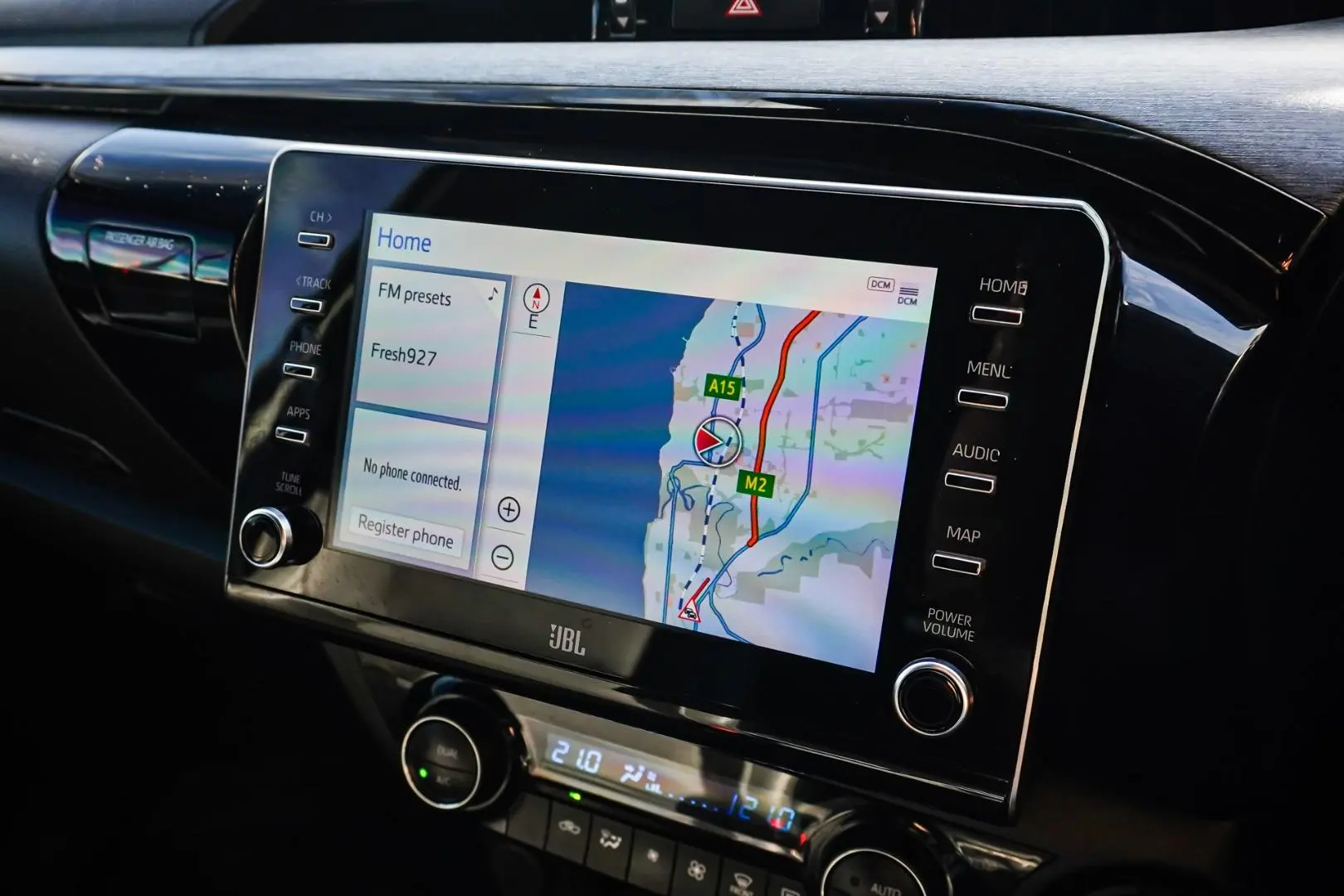 2021 Toyota Hilux Gallery Image 24