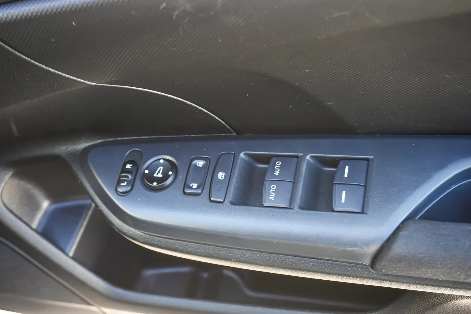 2020 Honda Civic Gallery Image 16