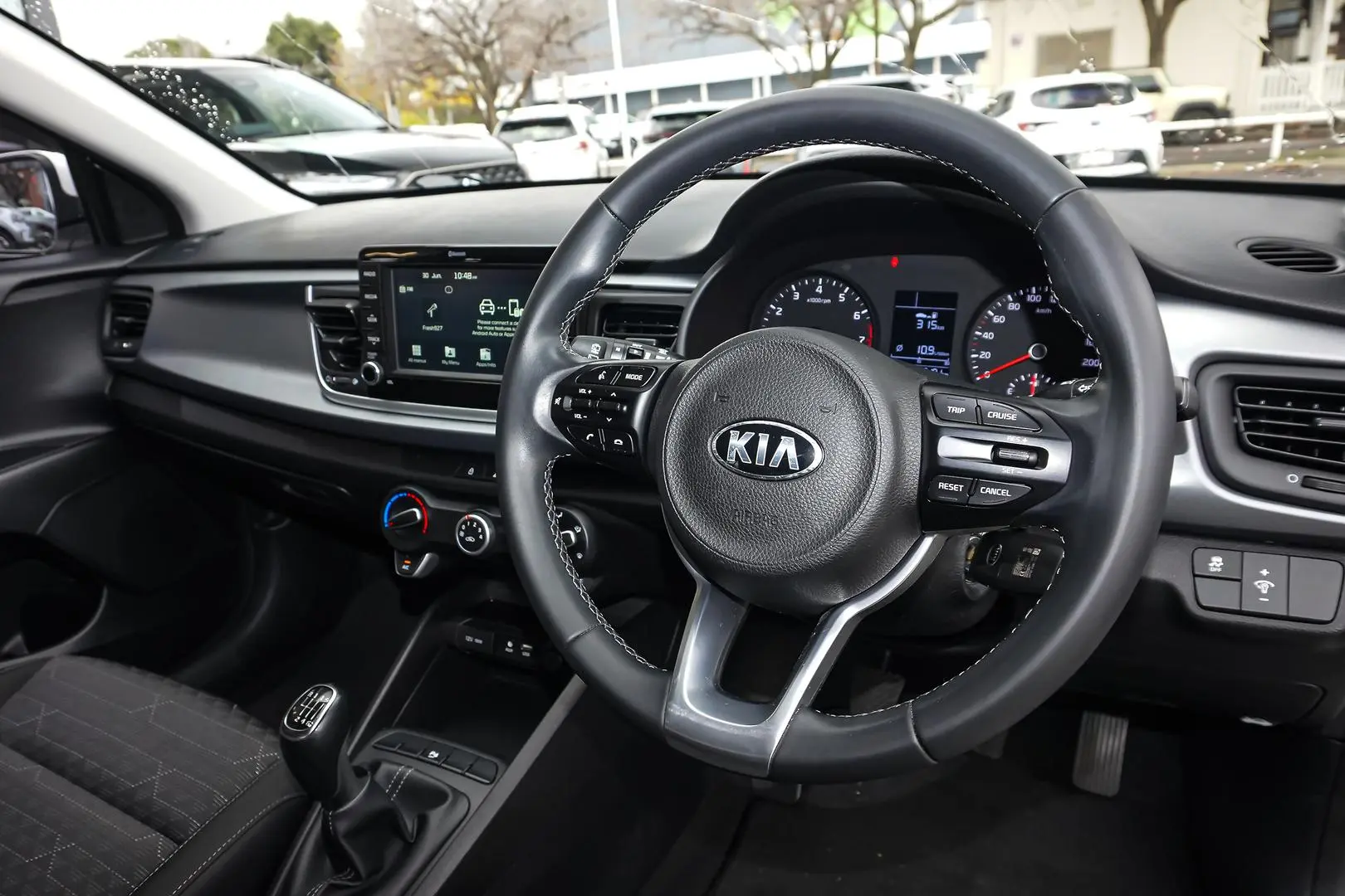 2020 Kia Rio Gallery Image 7