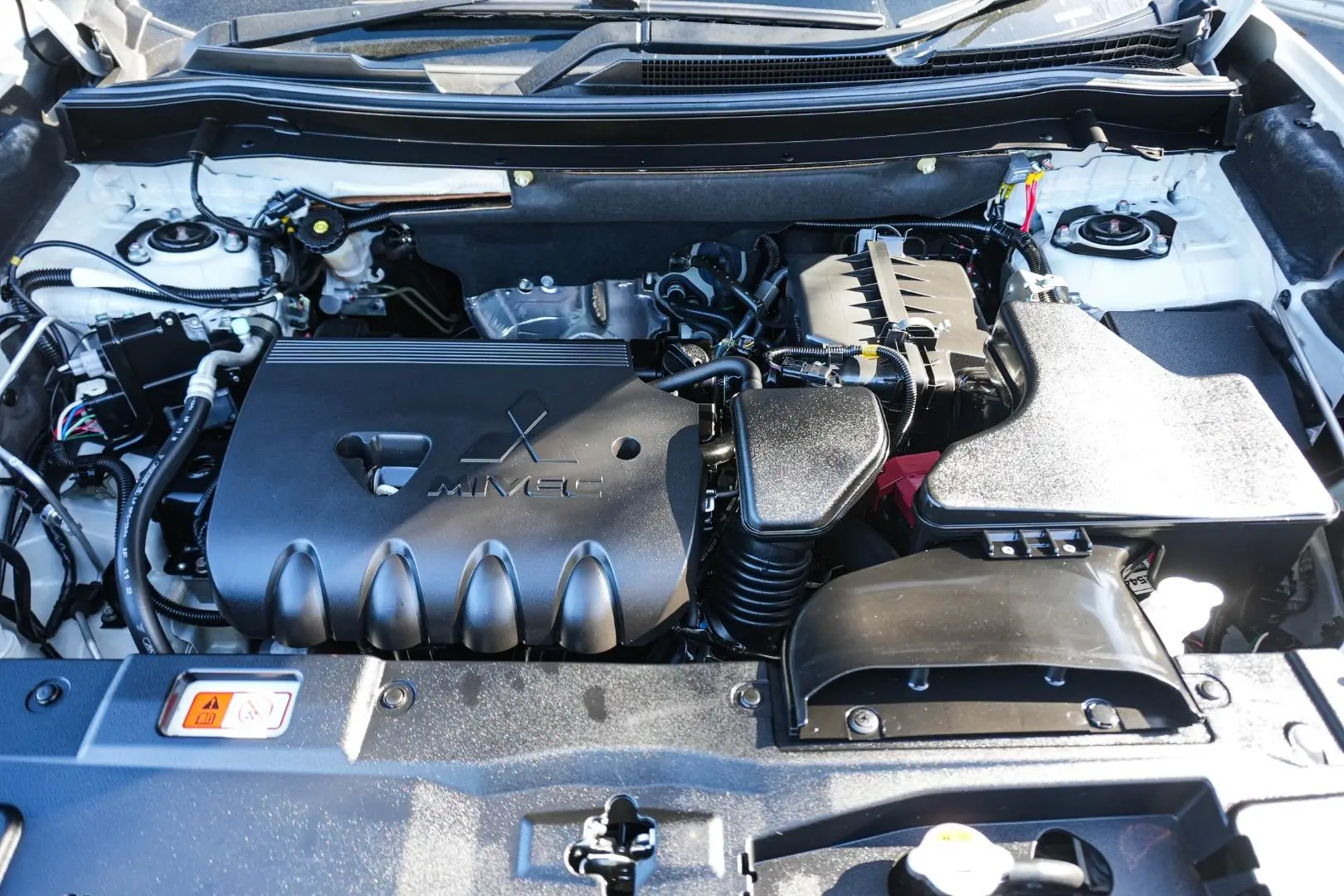 2019 Mitsubishi Outlander Gallery Image 24