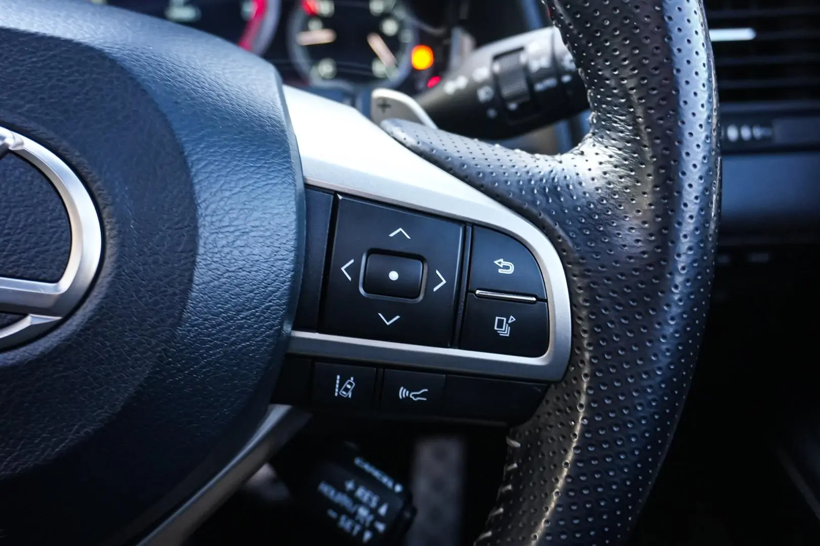2021 Lexus RX Gallery Image 20