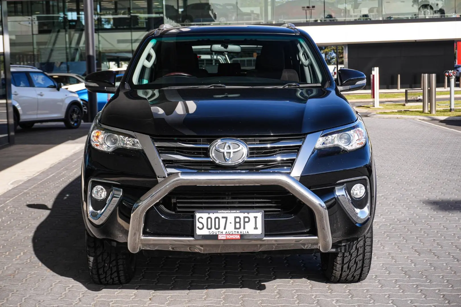 2016 Toyota Fortuner Gallery Image 5