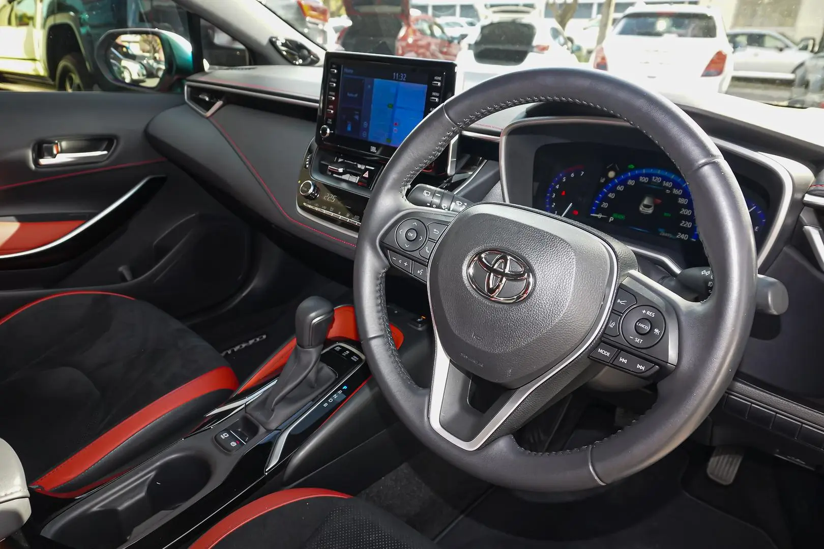 2018 Toyota Corolla Gallery Image 7