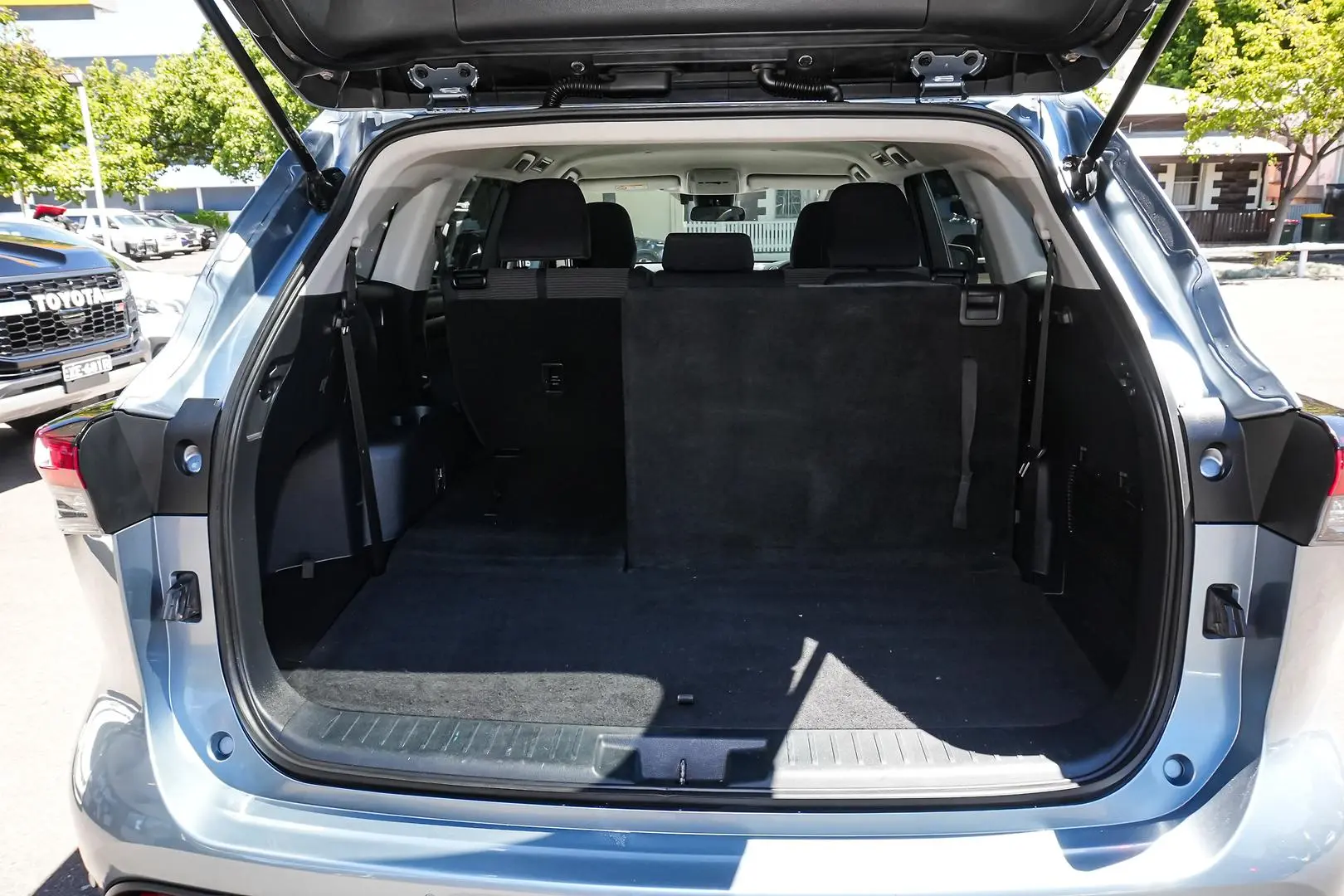 2022 Toyota Kluger Gallery Image 12