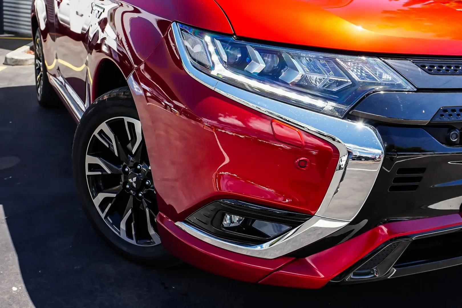 2021 Mitsubishi Outlander Gallery Image 12