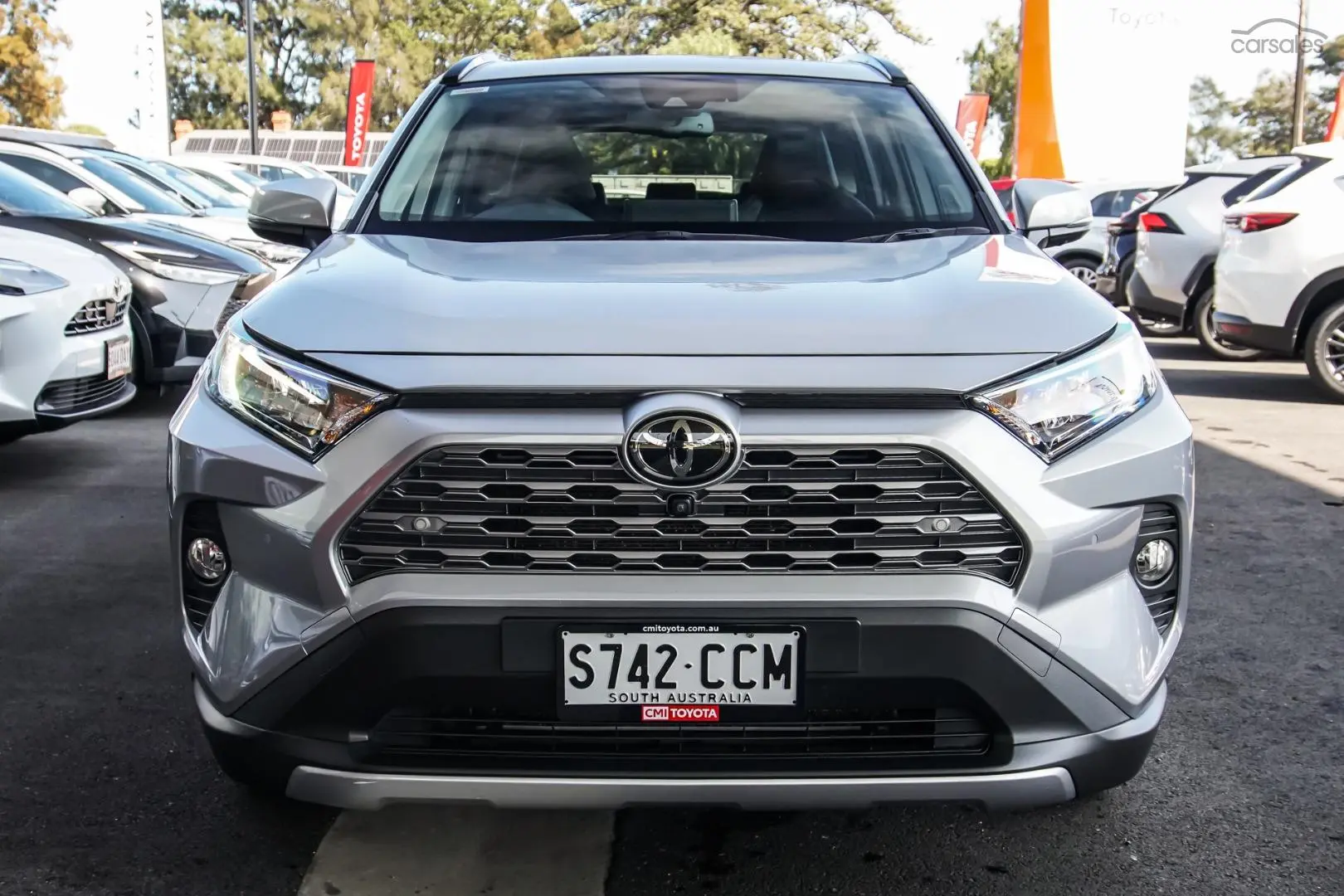 2019 Toyota RAV4 Image 4