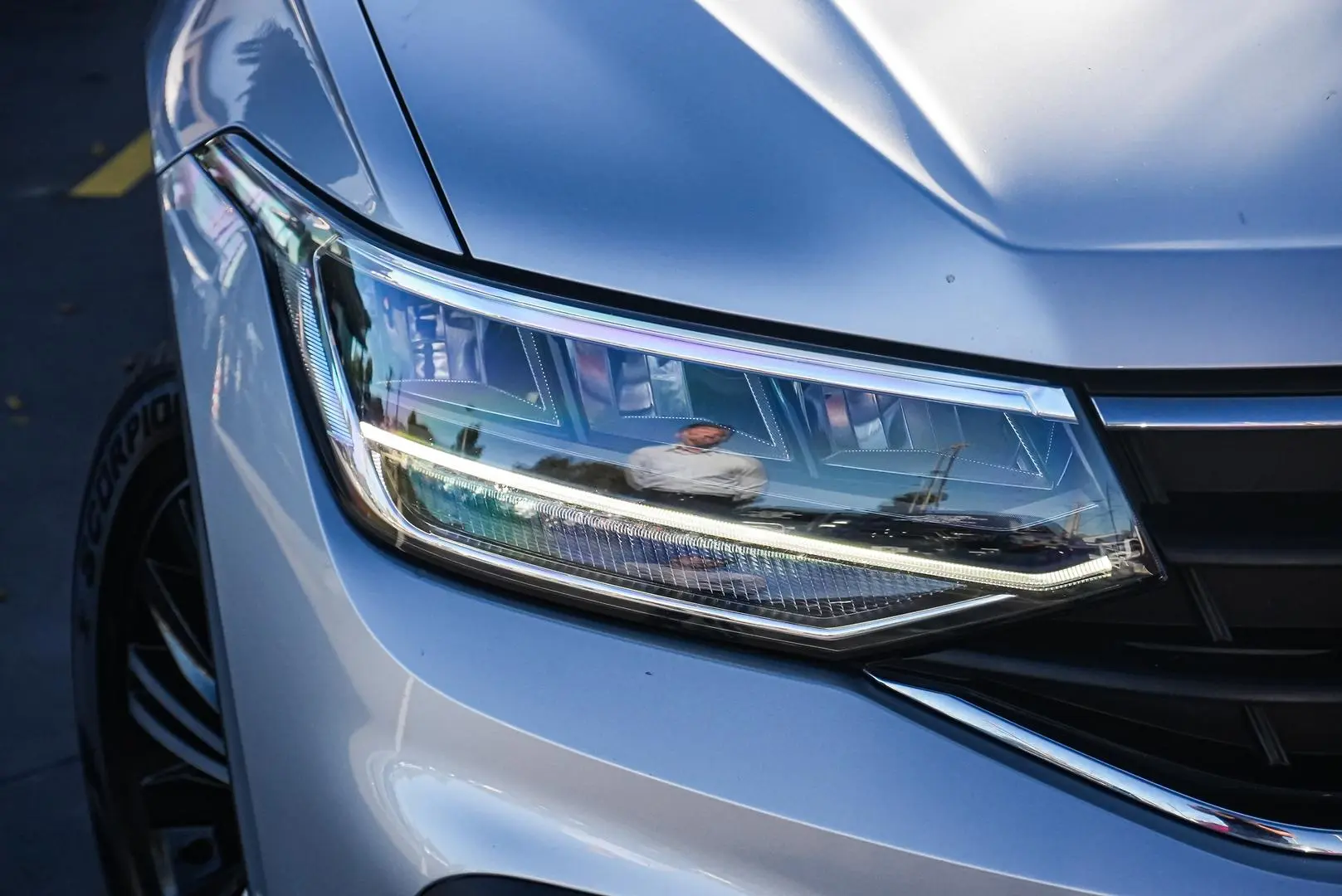 2023 Volkswagen Tiguan Gallery Image 12