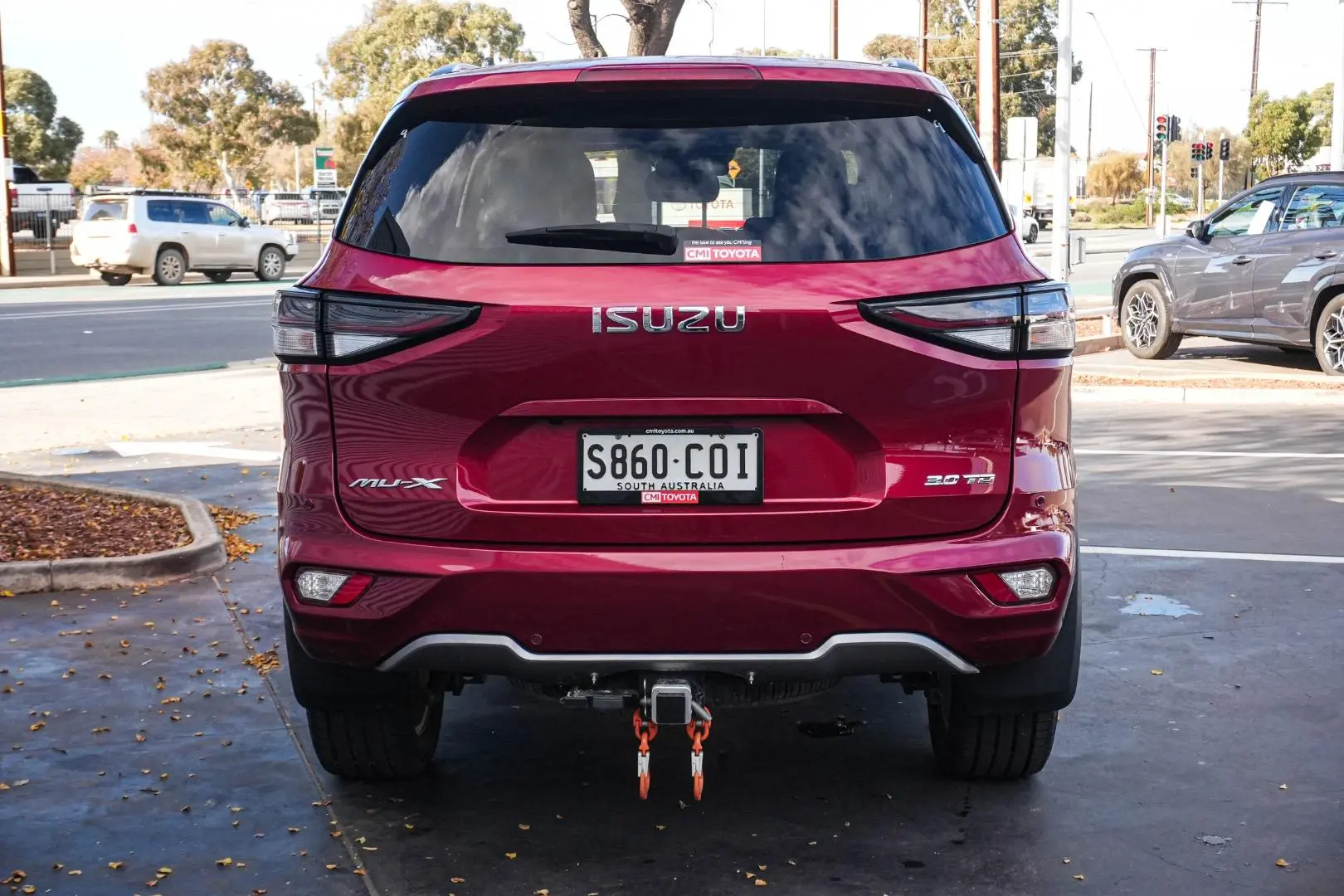 2022 Isuzu MU-X Gallery Image 6
