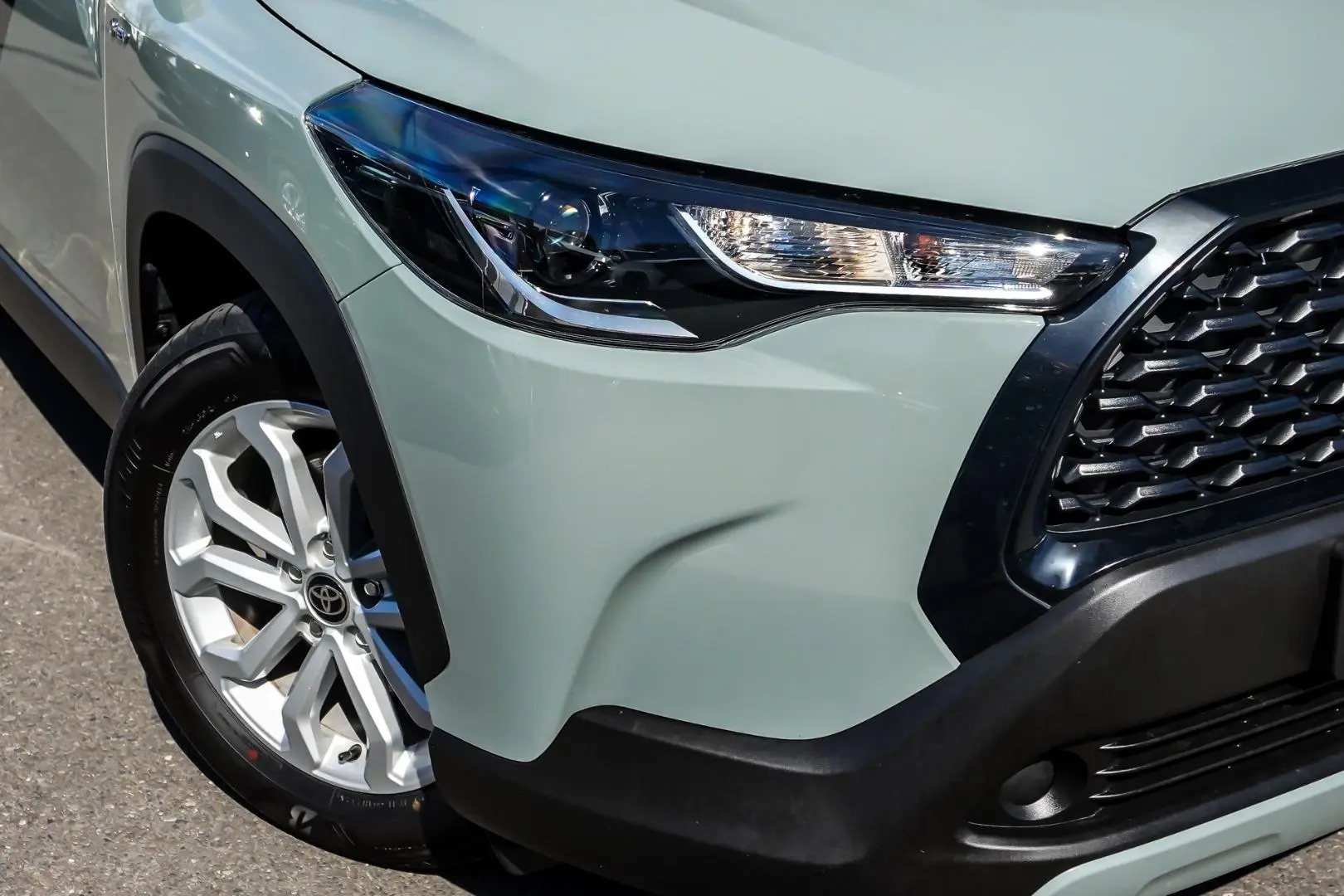 2024 Toyota Corolla Cross Gallery Image 10
