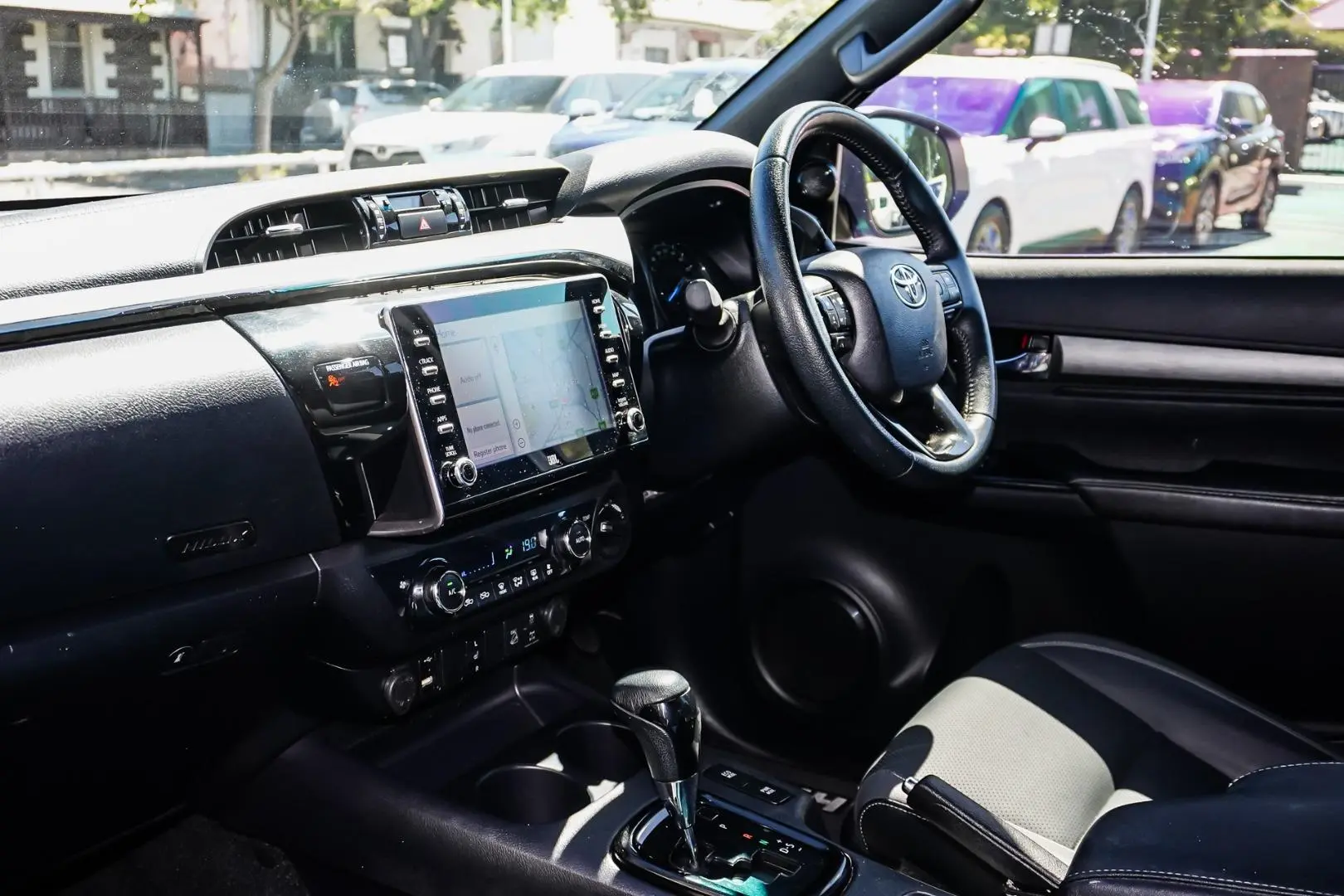 2021 Toyota Hilux Gallery Image 10