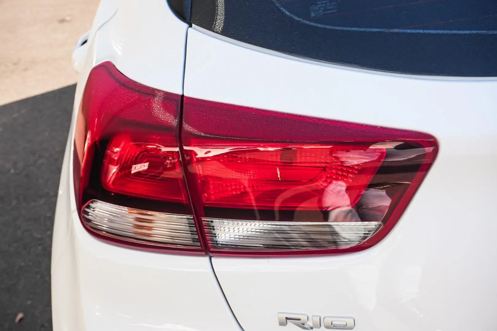 2022 Kia Rio Gallery Image 13