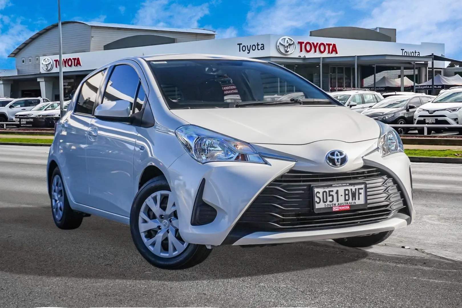 2018 Toyota Yaris Gallery Image 1