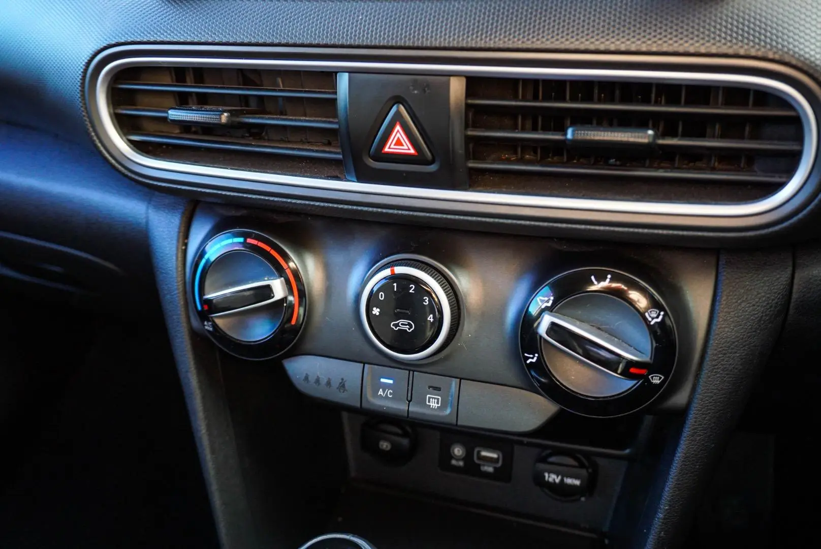 2020 Hyundai Kona Gallery Image 21