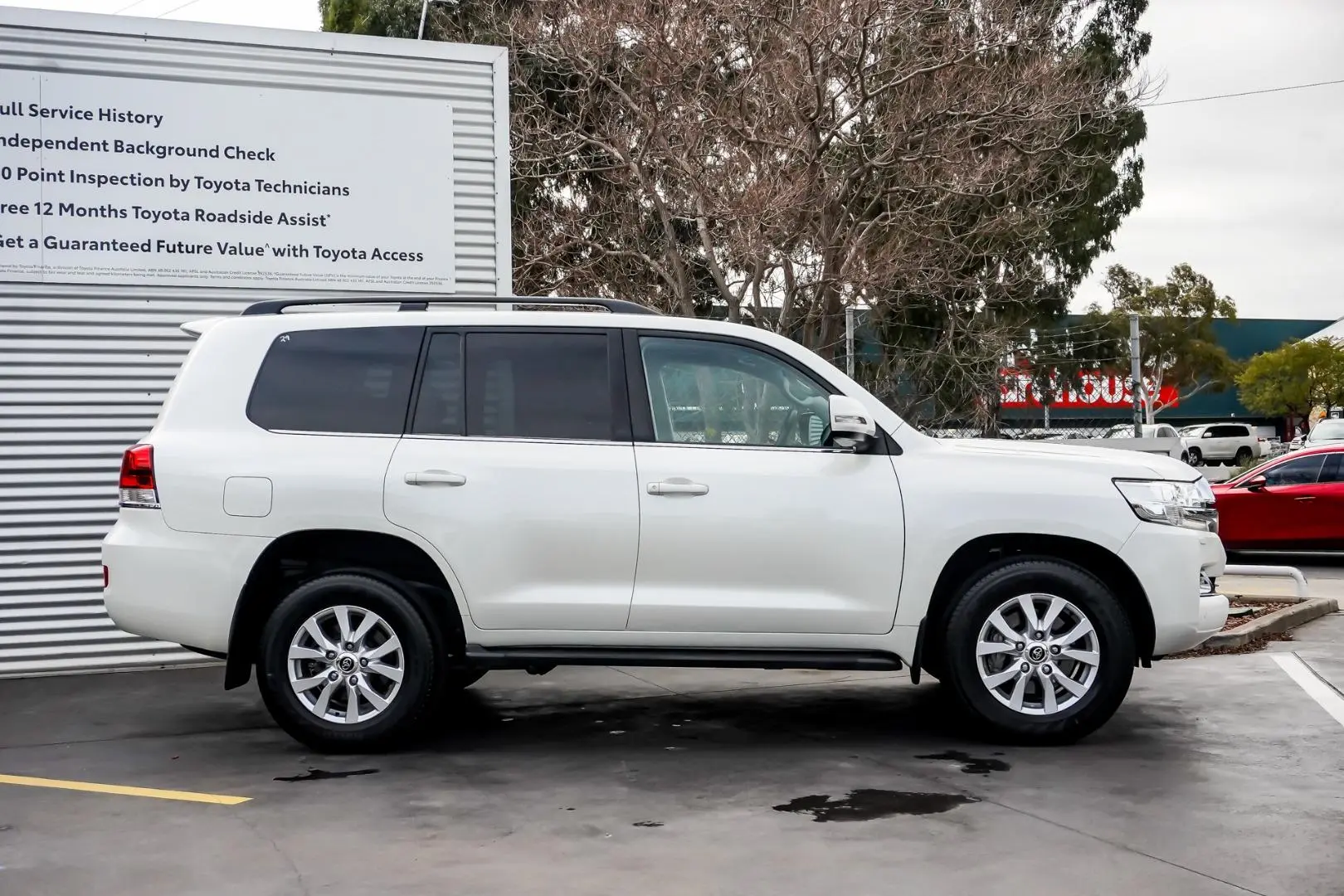 2021 Toyota Landcruiser Gallery Image 4