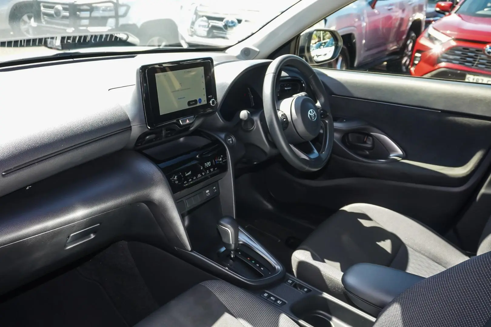 2025 Toyota Yaris Cross Gallery Image 10