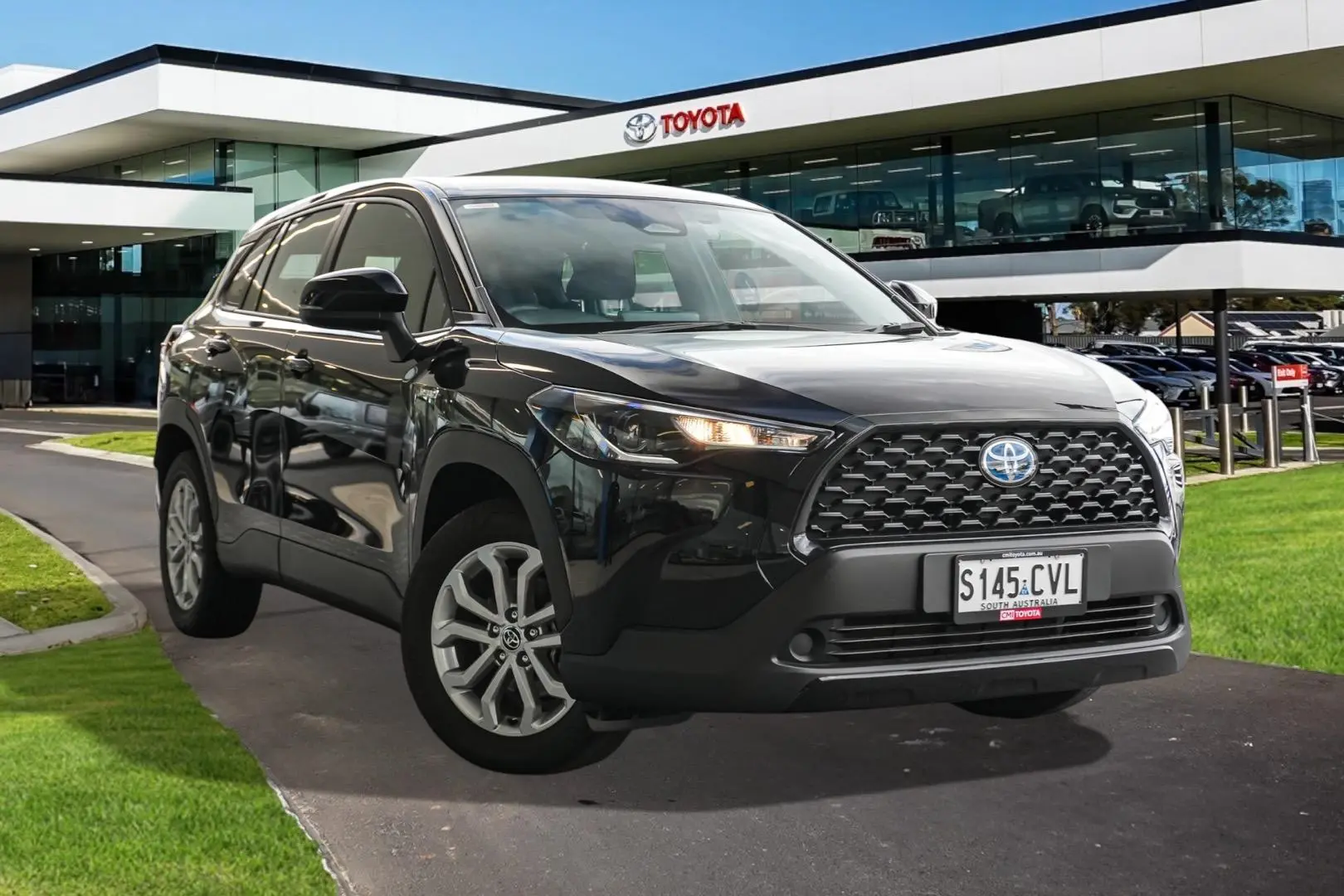 2023 Toyota Corolla Cross Gallery Image 1