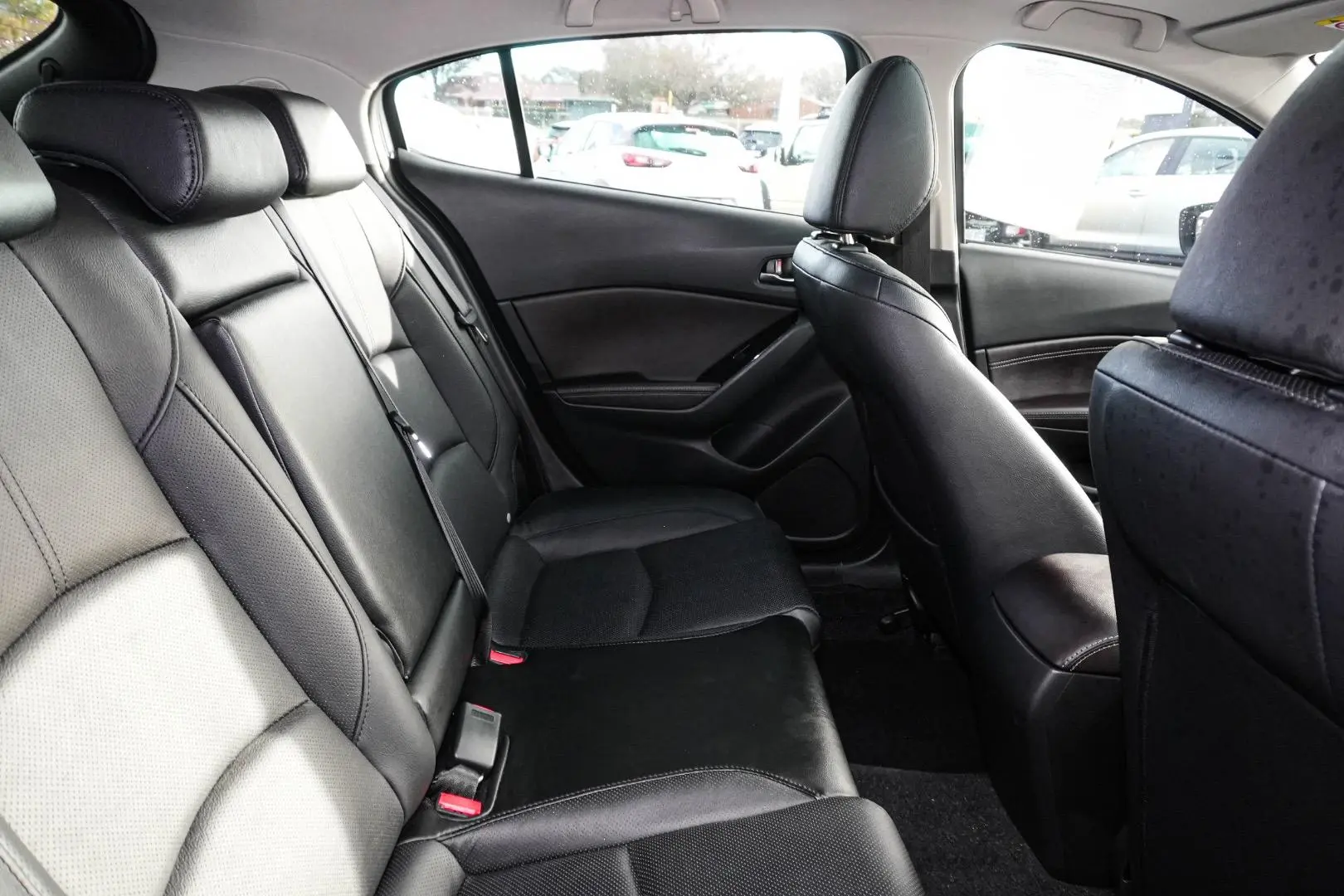 2016 Mazda 3 Gallery Image 9