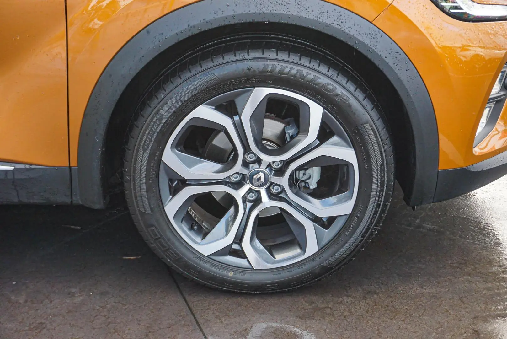 2021 Renault Captur Gallery Image 13