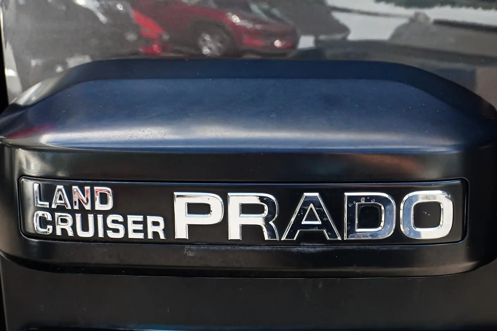 2018 Toyota Landcruiser Prado Gallery Image 20