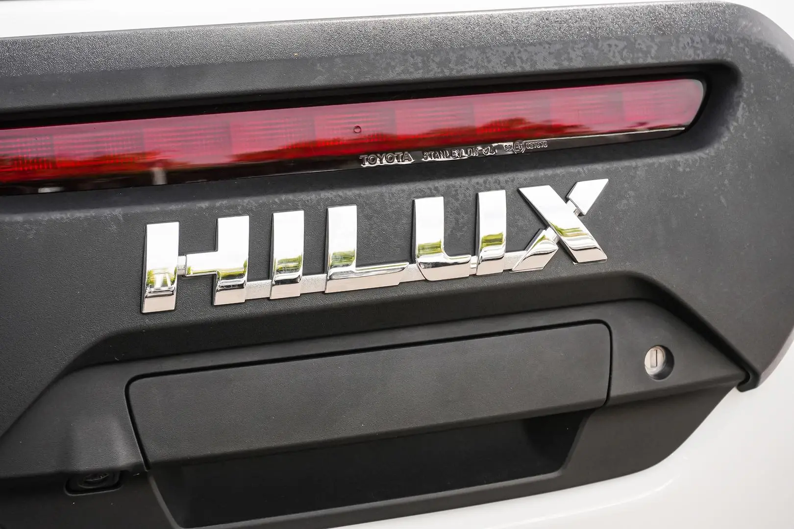 2024 Toyota Hilux Gallery Image 9