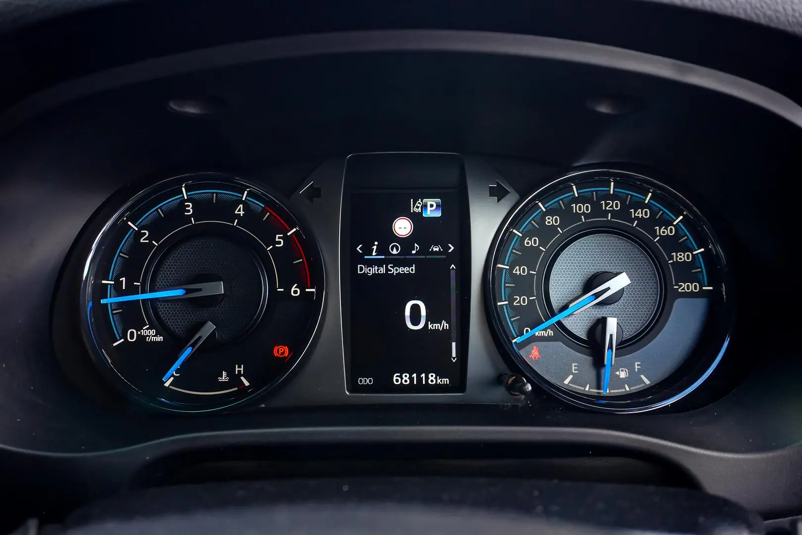 2022 Toyota Hilux Gallery Image 17