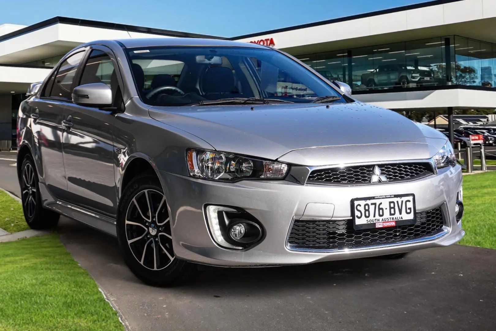 2017 Mitsubishi Lancer Image