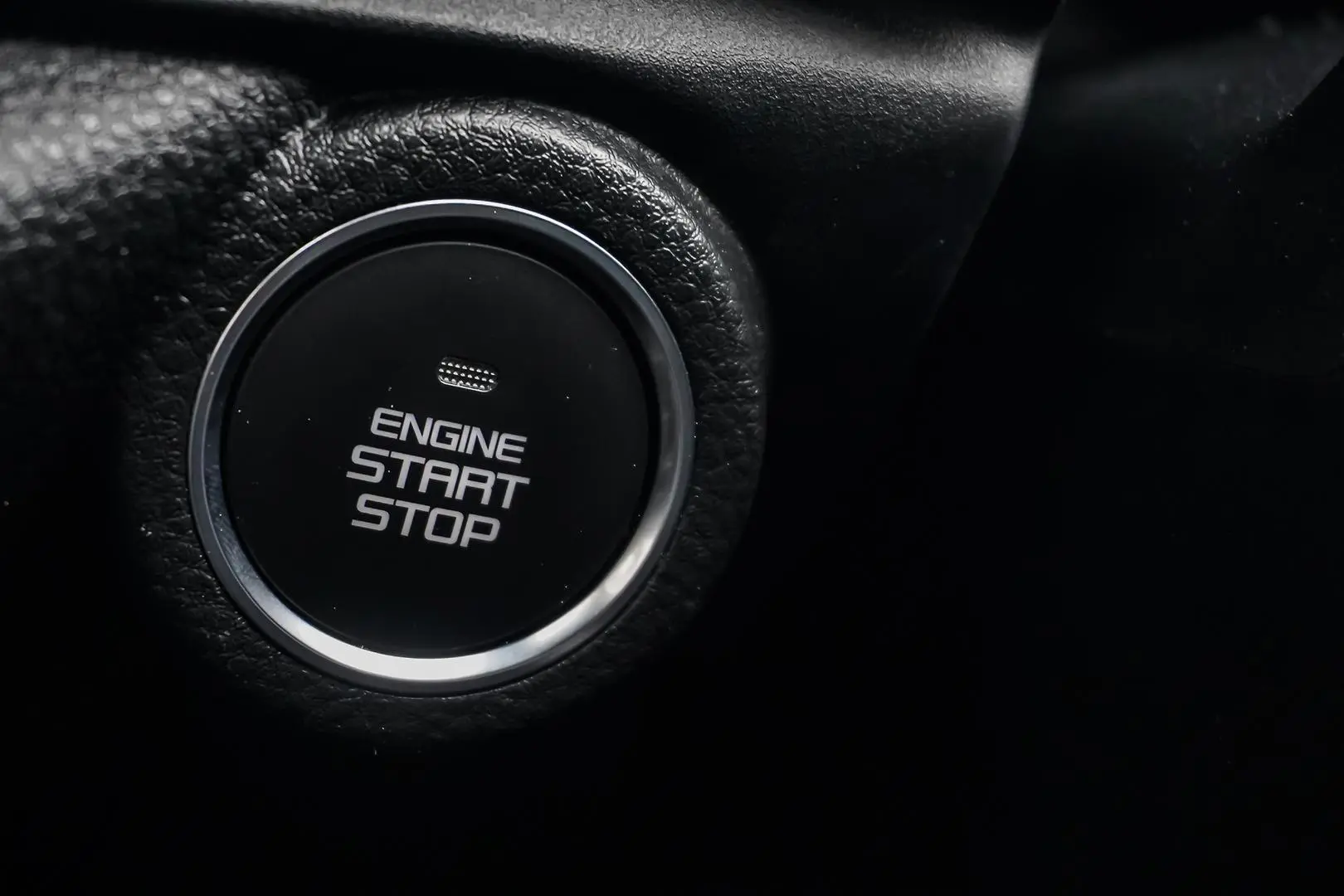 2025 Isuzu MU-X Gallery Image 25