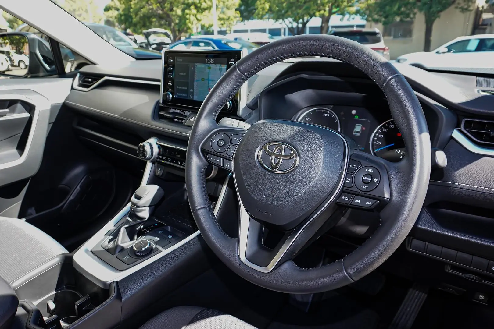 2022 Toyota RAV4 Gallery Image 6