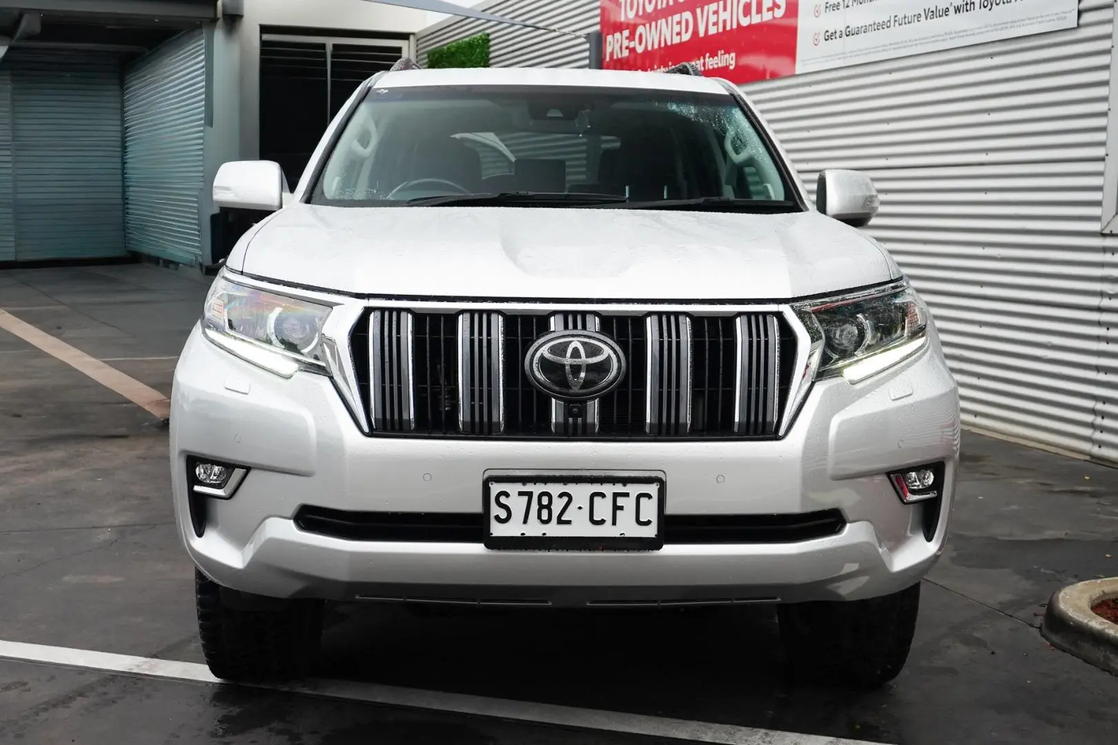 2020 Toyota Landcruiser Prado Gallery Image 4