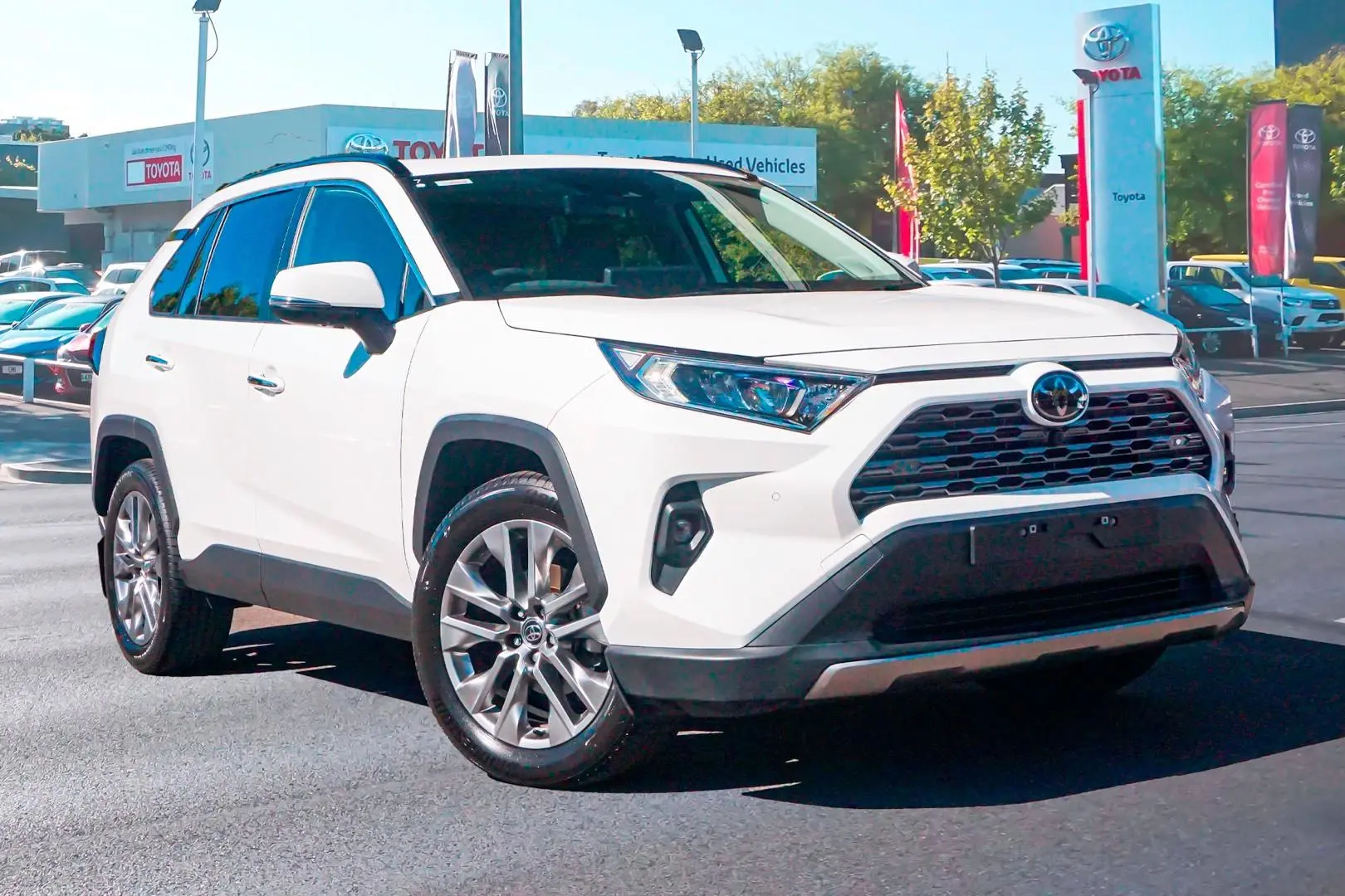 2024 Toyota Rav4 Gallery Image 1