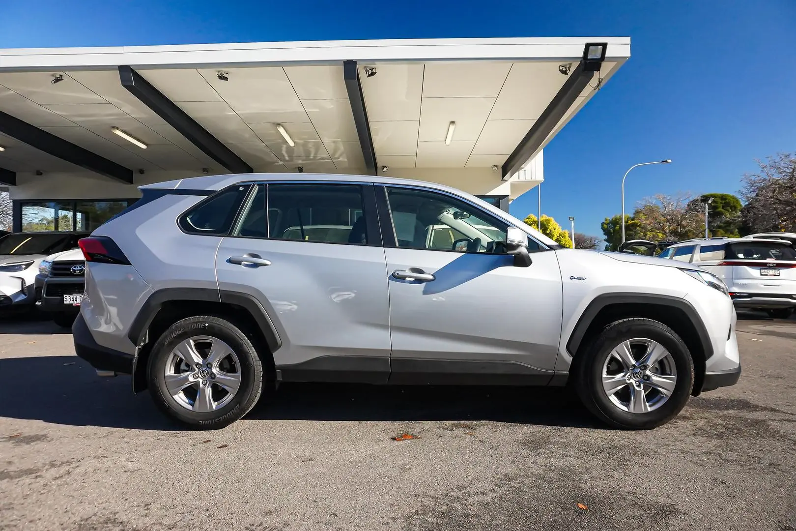 2025 Toyota RAV4 Gallery Image 4