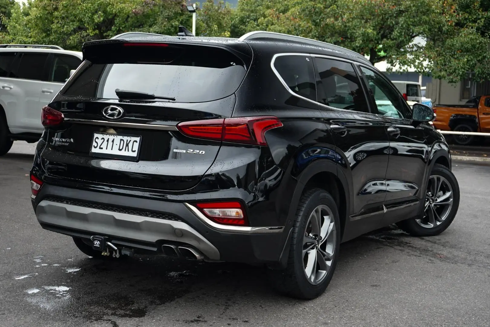 2018 Hyundai Santa Fe Gallery Image 3