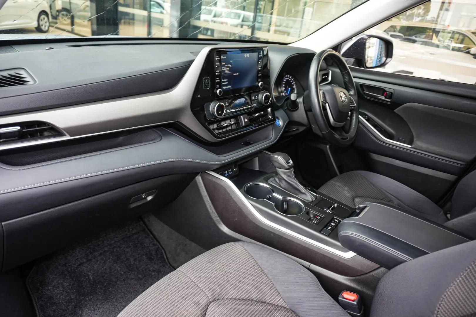 2022 Toyota Kluger Gallery Image 10