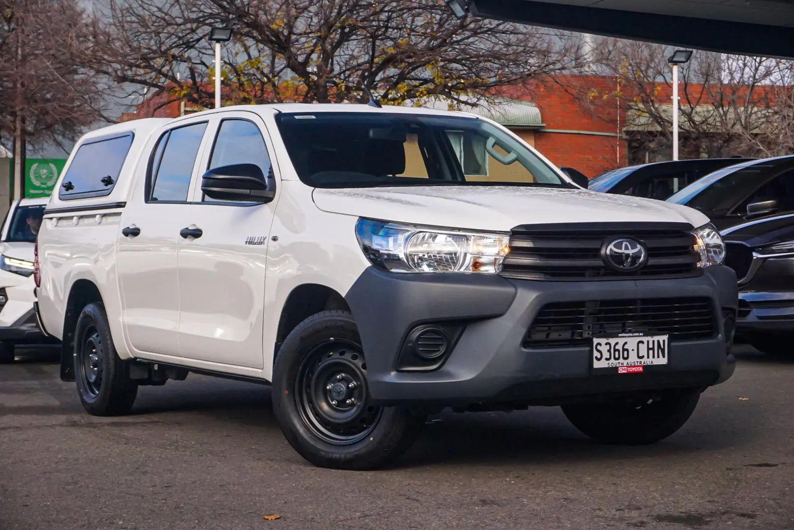 2020 Toyota Hilux Gallery Image 2