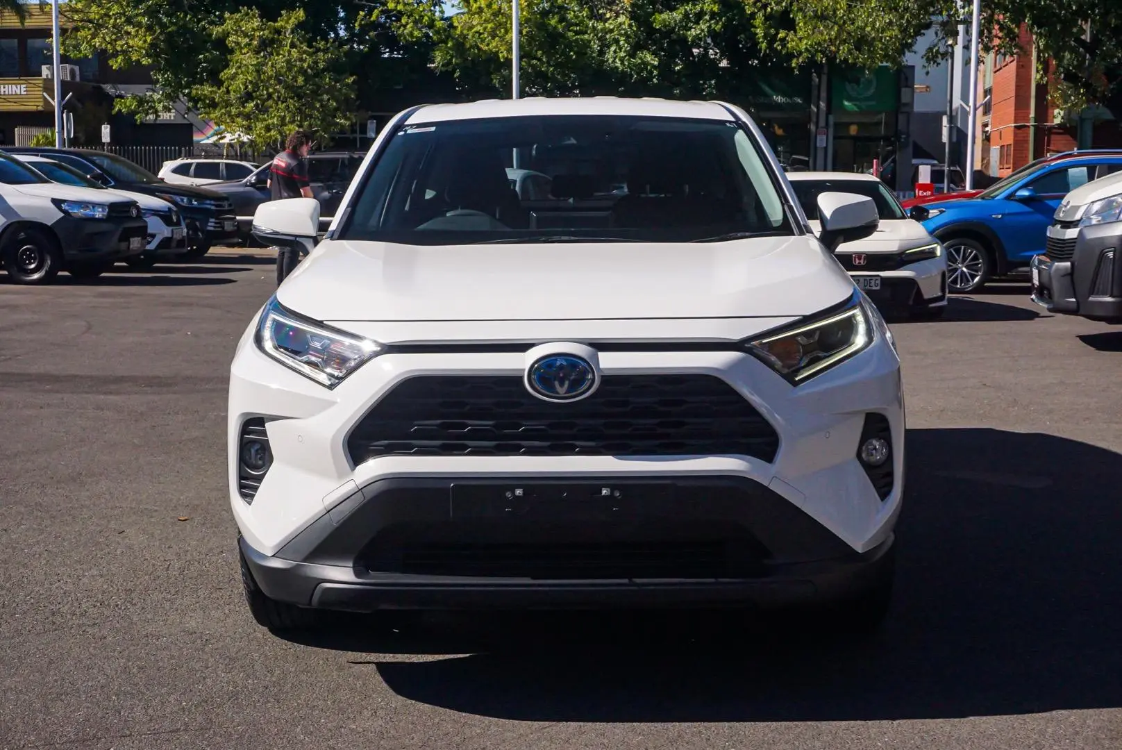 2020 Toyota Rav4 Gallery Image 5