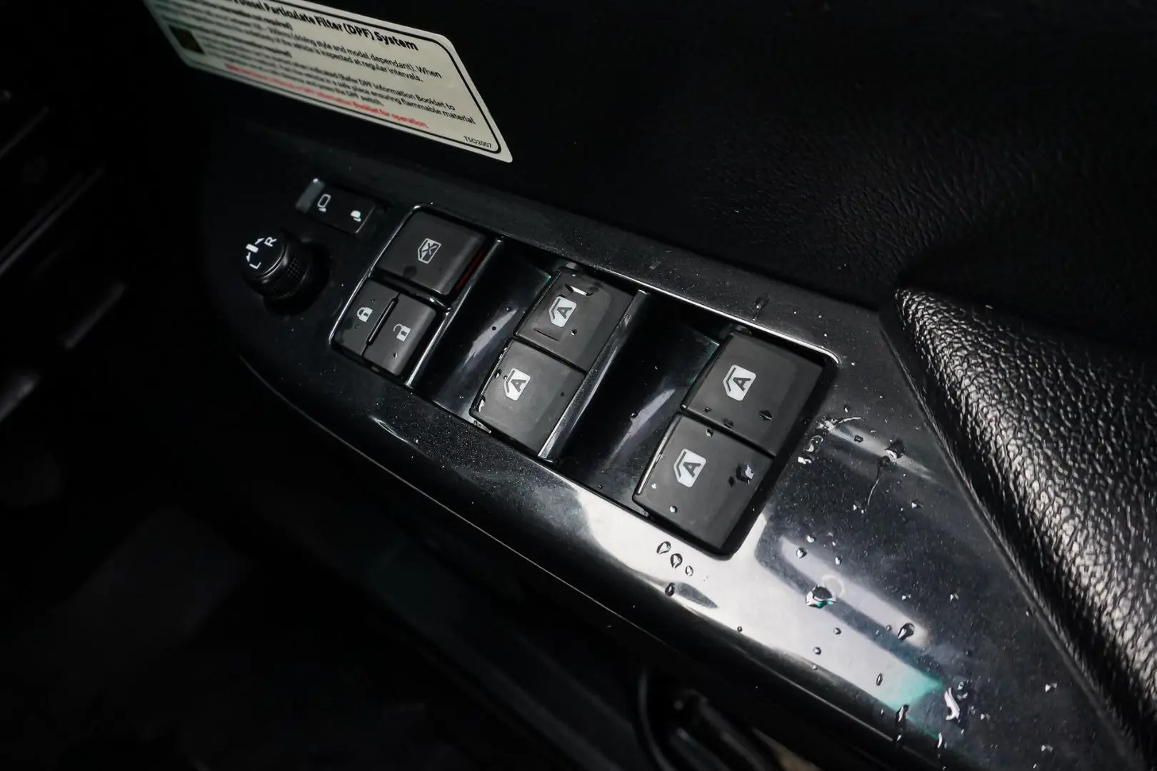 2021 Toyota Hilux Gallery Image 19