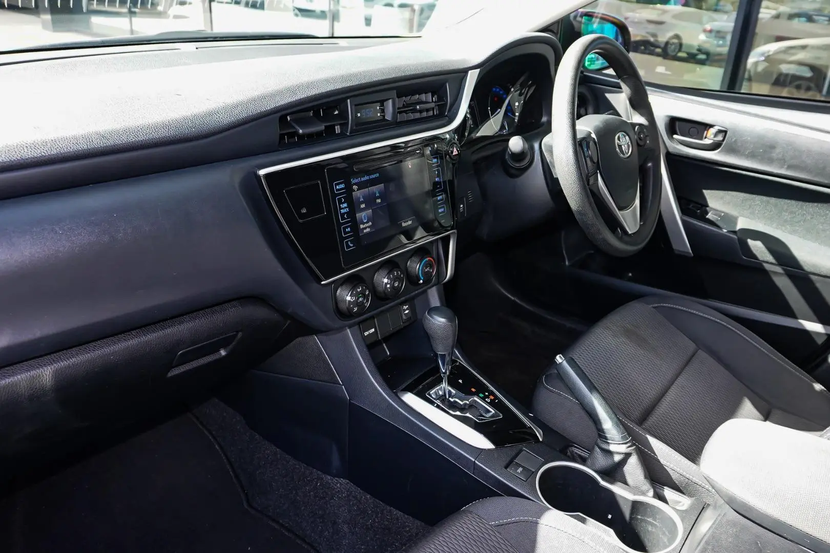 2019 Toyota Corolla Gallery Image 10