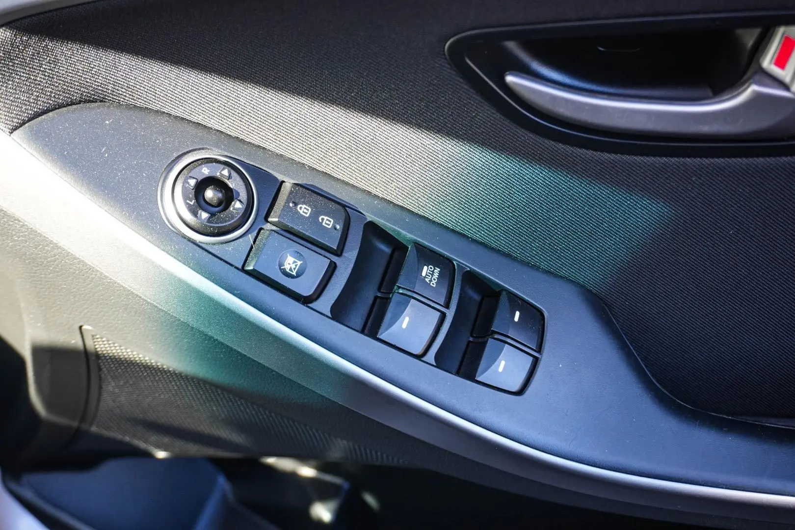 2016 Hyundai i30 Gallery Image 16