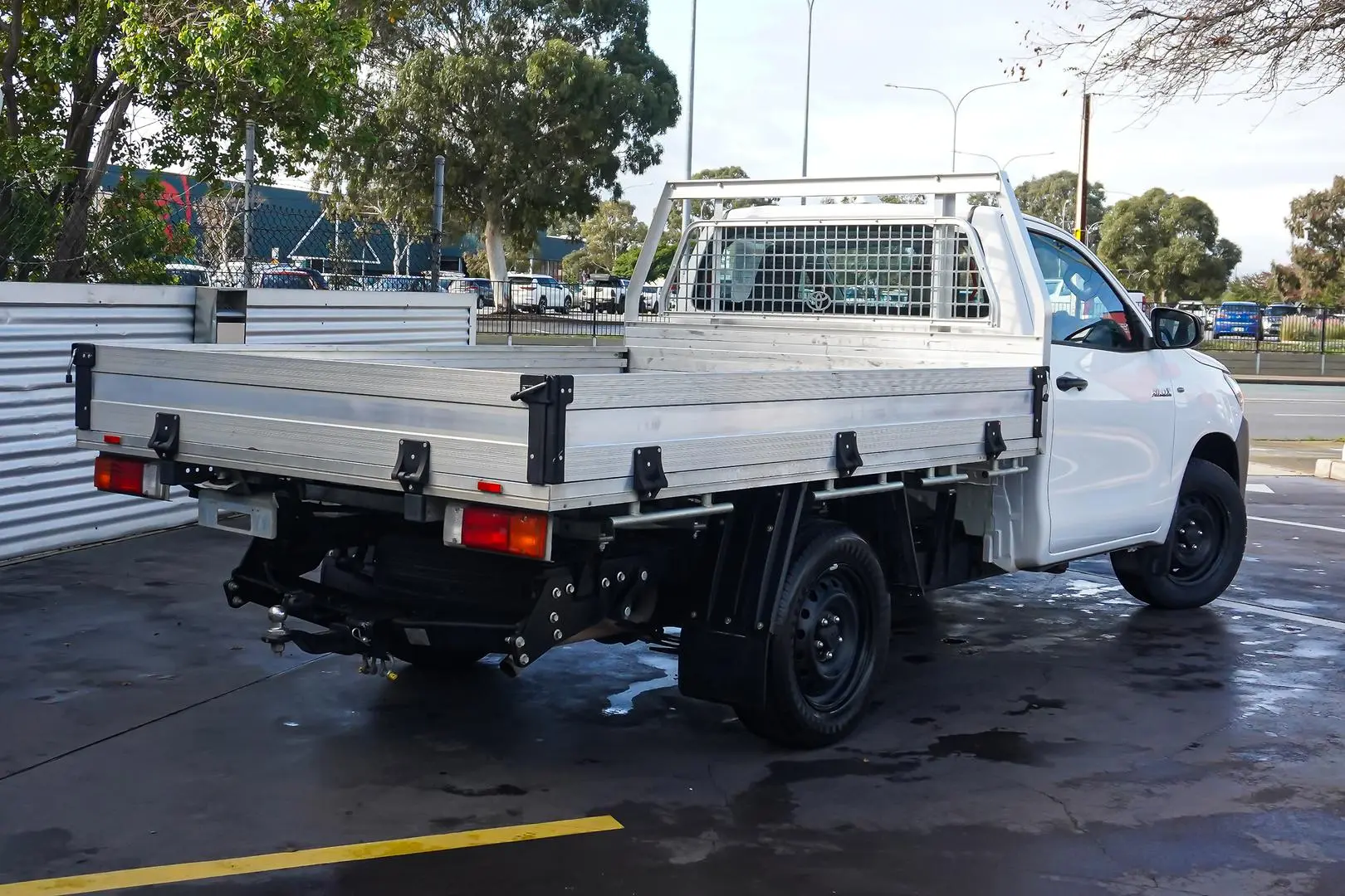 2022 Toyota Hilux Gallery Image 3