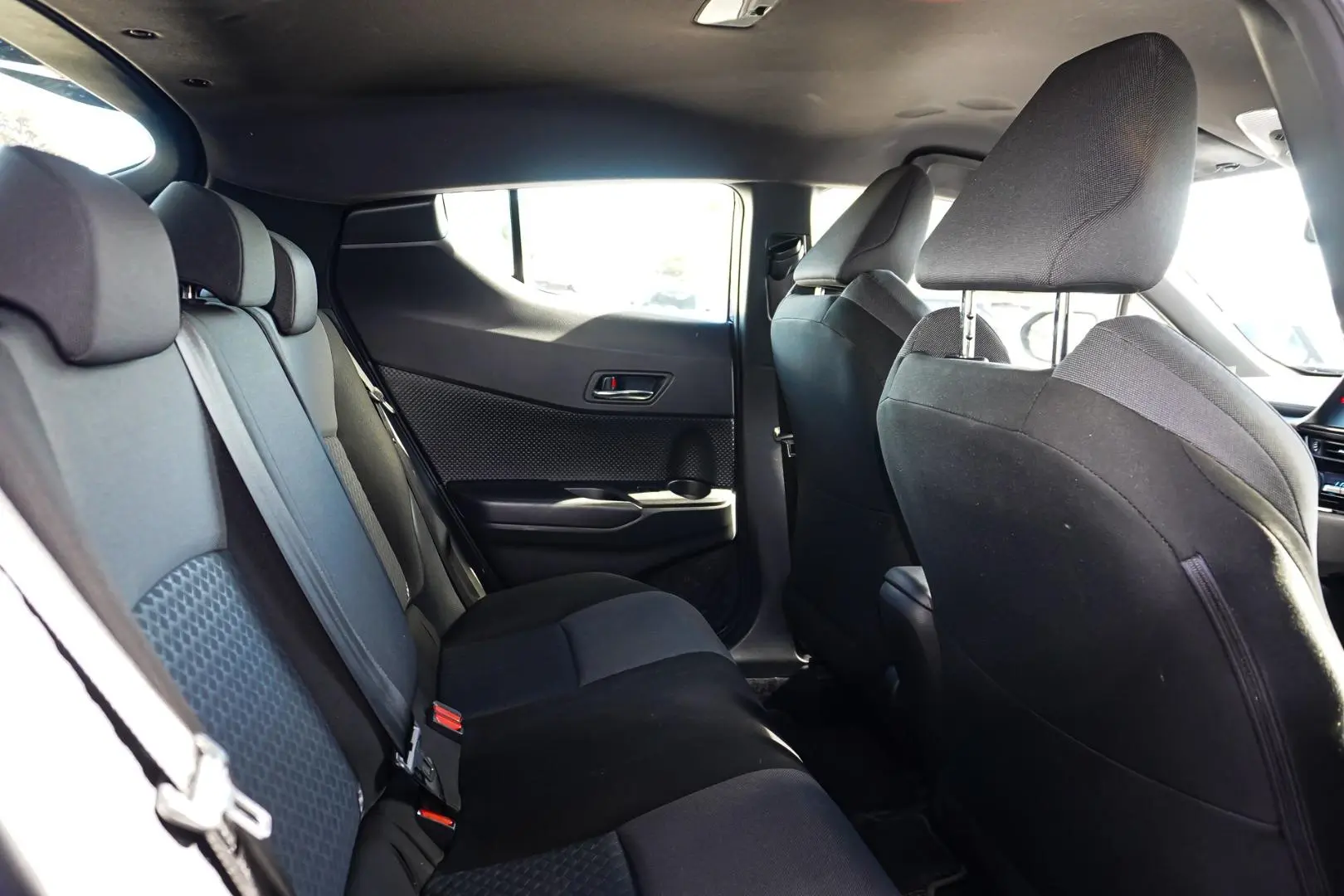 2023 Toyota C-HR Gallery Image 8