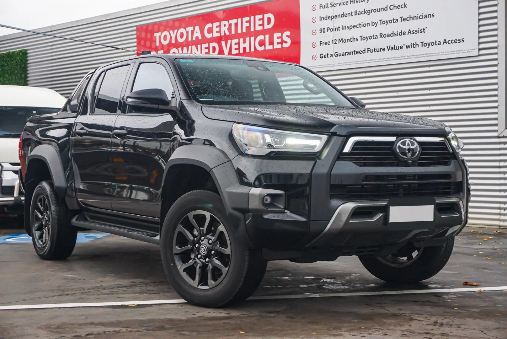 2023 Toyota Hilux Gallery Image 1